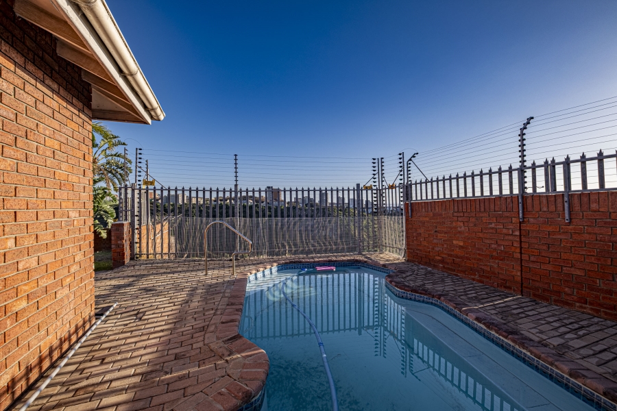 To Let 1 Bedroom Property for Rent in South End Eastern Cape